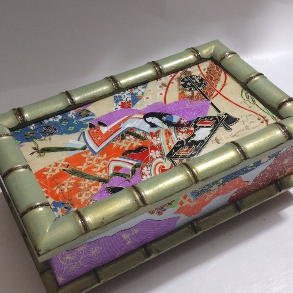 Vintage Jewelry Box